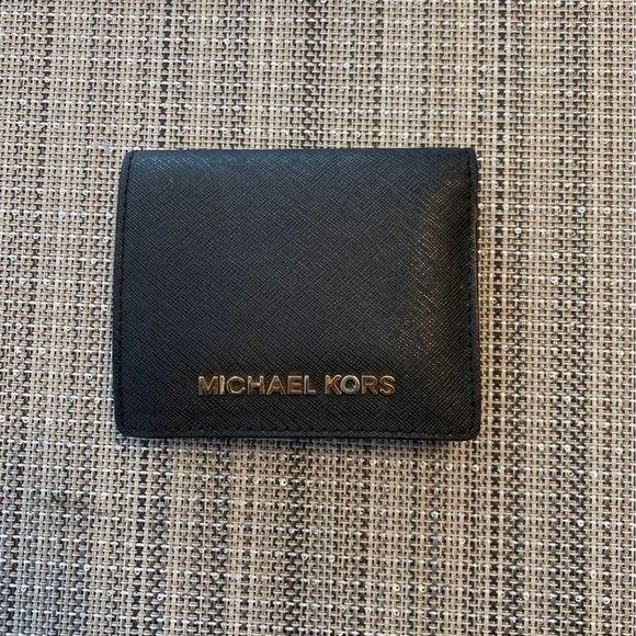 Michael Kors small pocket case wallet - Picture 1 of 4